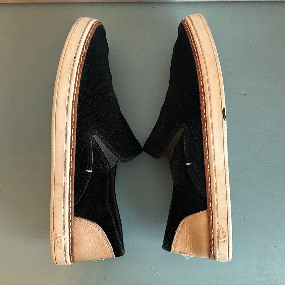 Ugg Women's Adley Perforated Slip-On Sneaker Size 8 Suede Black and Tan Preppy - Picture 6 of 11
